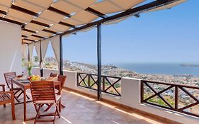 Vera Vista Syros